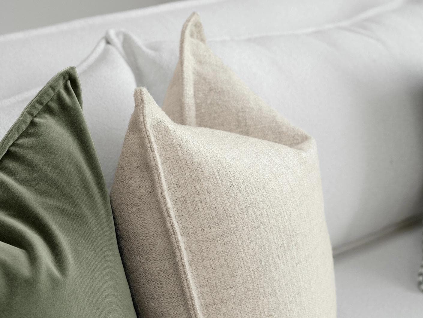 Aliva Bundle bundle - indoor in ivory, green and off white, shown in a lifestyle close-up front view as image 2