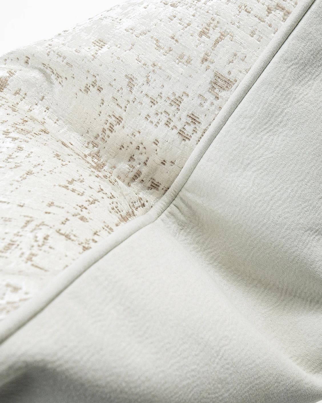 Arlo Bianca cushion in white, shown in a product top view as image 9