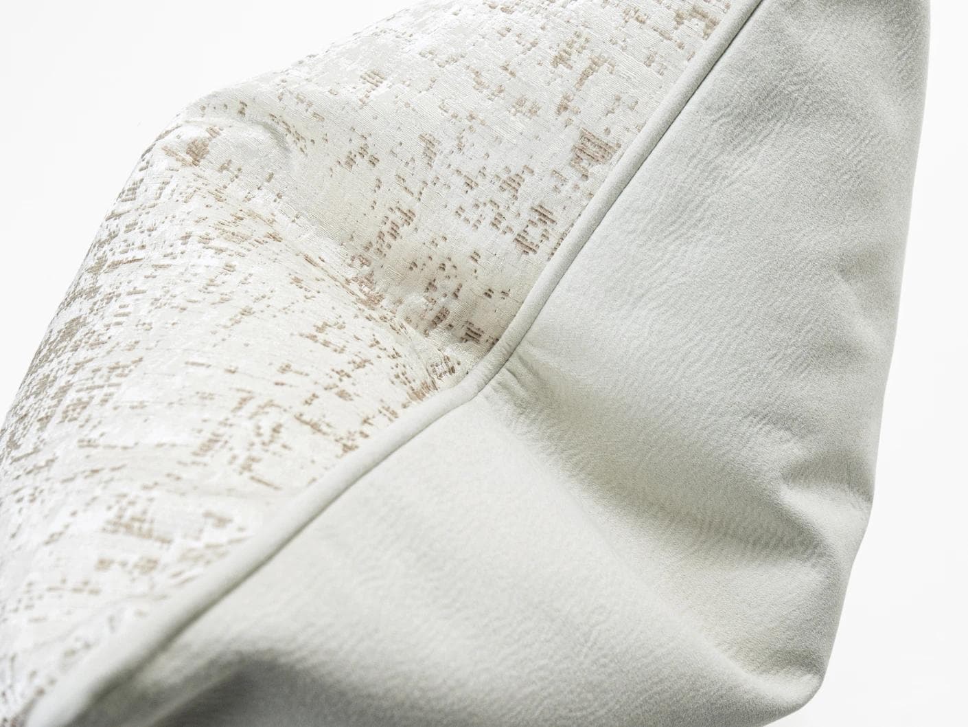 Arlo Bianca cushion in white, shown in a product top view as image 9