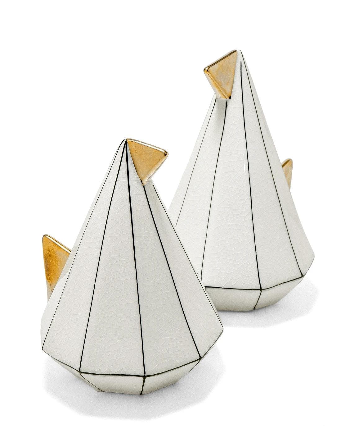 Avila Arneson statues and sculptures in black and white, shown in a product top view as image 11