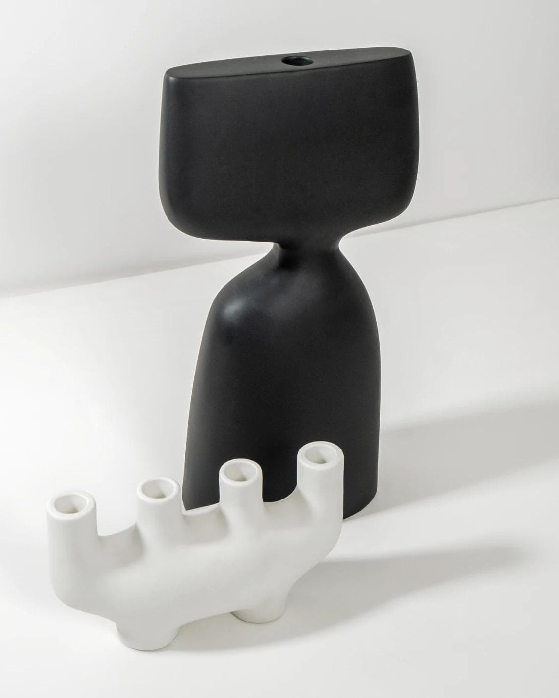 Berta Arneson vases in white and black, shown in a product top view as image 7