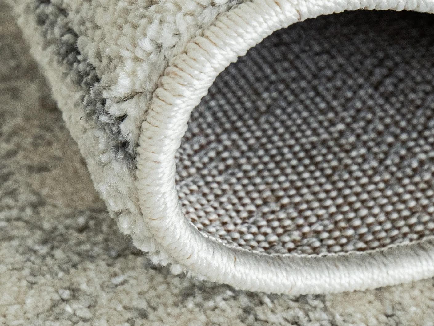 Conrad Bianca carpet in grey and white, shown in a product close-up as image 6