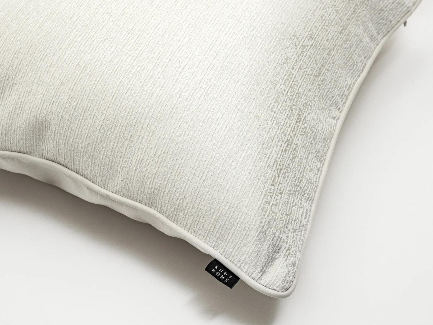 Divina Bianca cushion in white, shown in a product top view as image 8