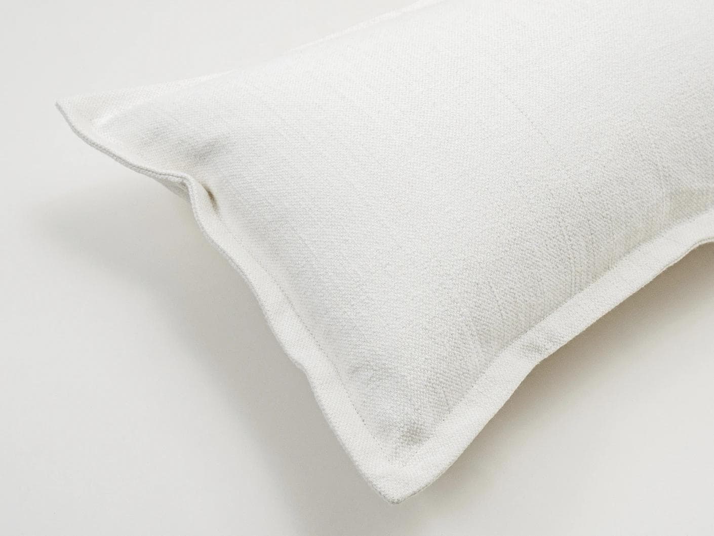Dorothy Bianca II cushion in white, shown in a product top view as image 8
