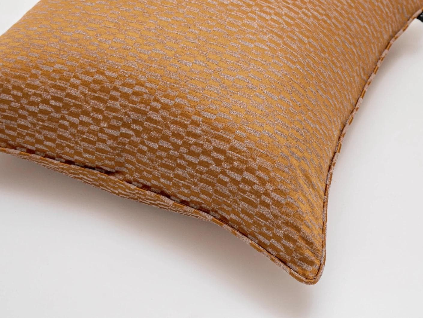 Elodie Hodler cushion in silver and orange, shown in a product top view as image 7