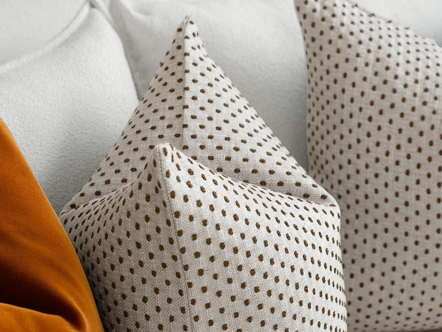 Esperanza Bundle bundle - indoor, shown in a product close-up left view as image 2