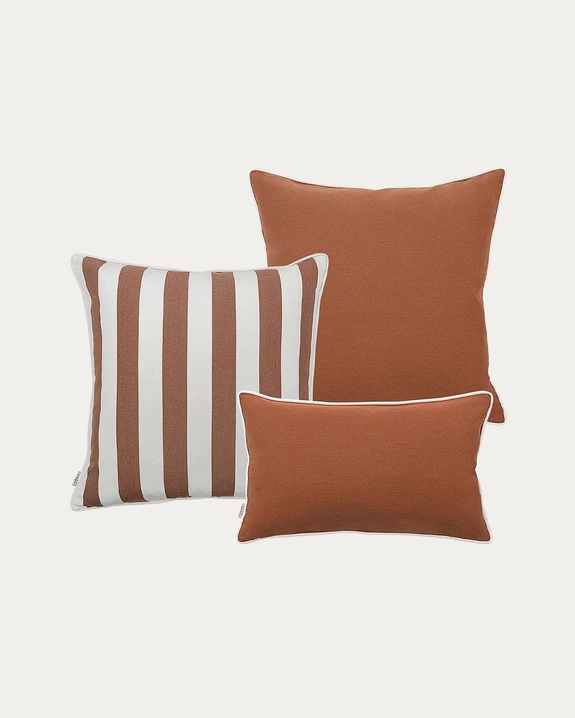 Hisao Bundle outdoor bundles in rust, shown in a product as image 1