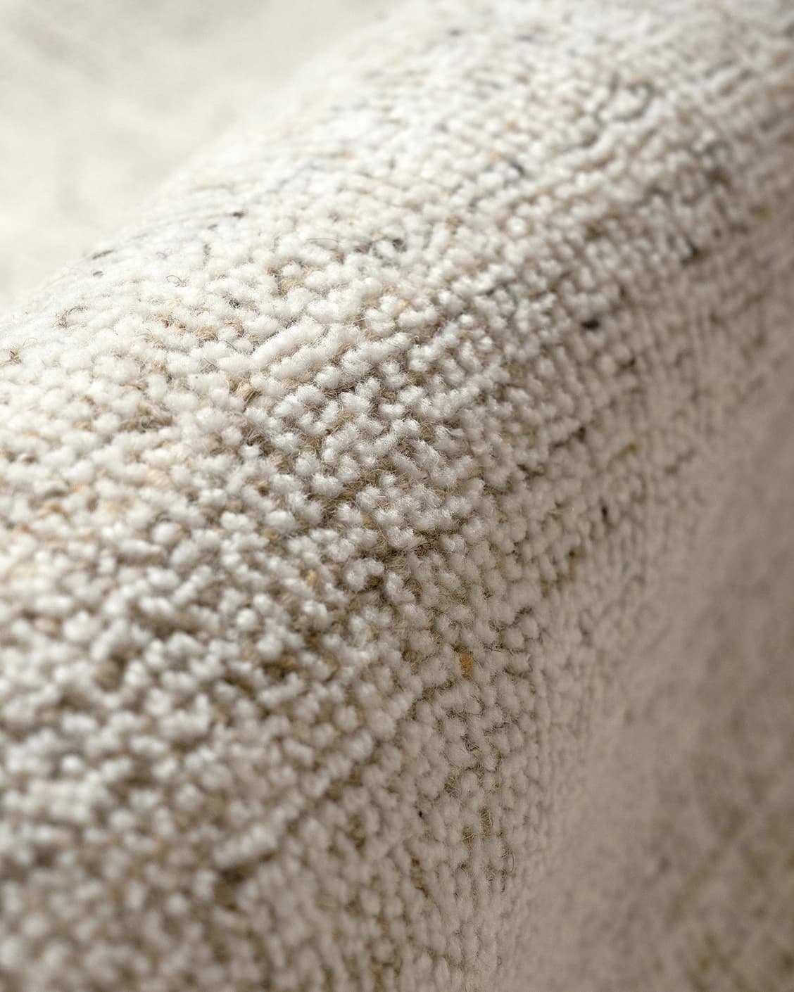 adora-shell-ivory-standard-product-closeup-view-carpet-id-dsc028541