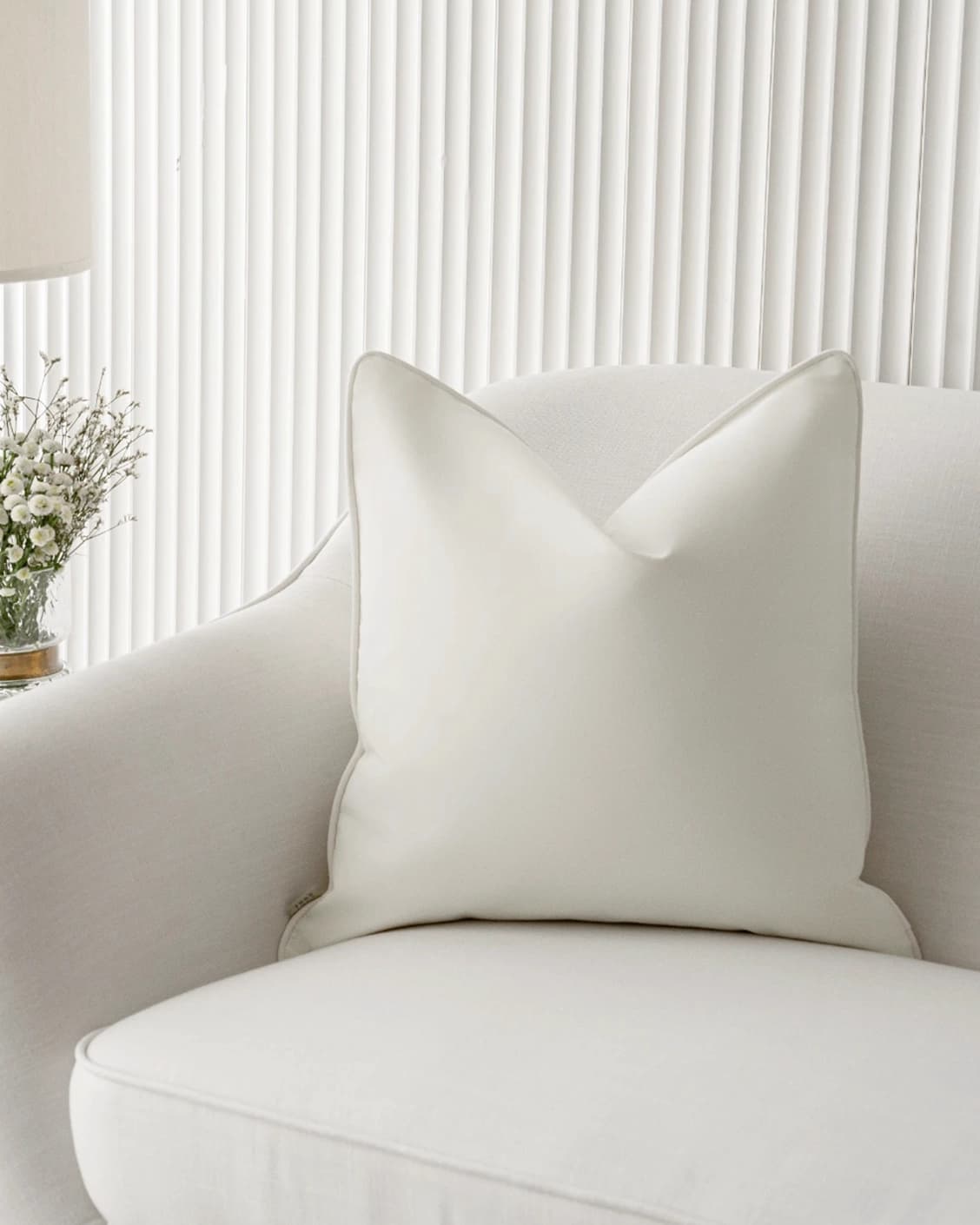 2.aelia-gaze-yellow-outdoor-lifestyle-front-view-cushion-id-AR101866