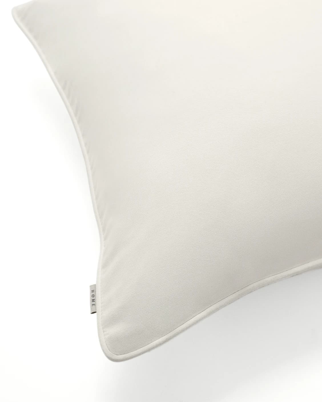 aelia-bianca-ivory-outdoor-product-top-view-cushion-id-DSC01774.webp