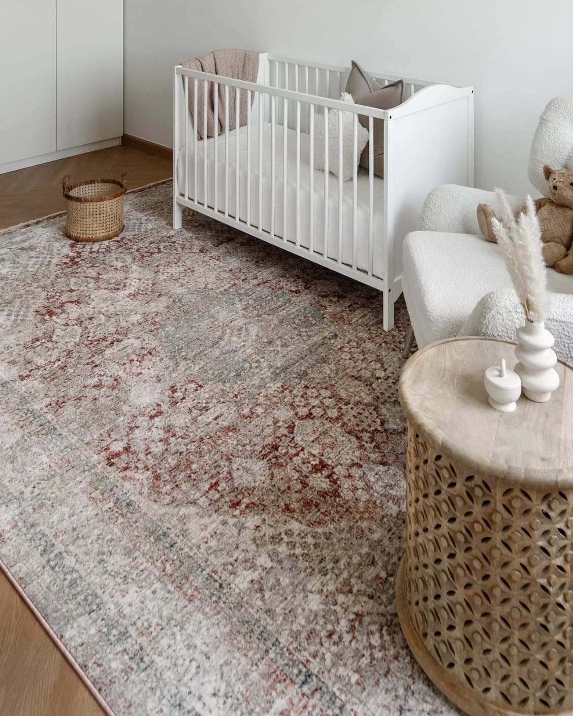 Alexander Rosso carpet in red and beige, shown in a lifestyle right view as image 10