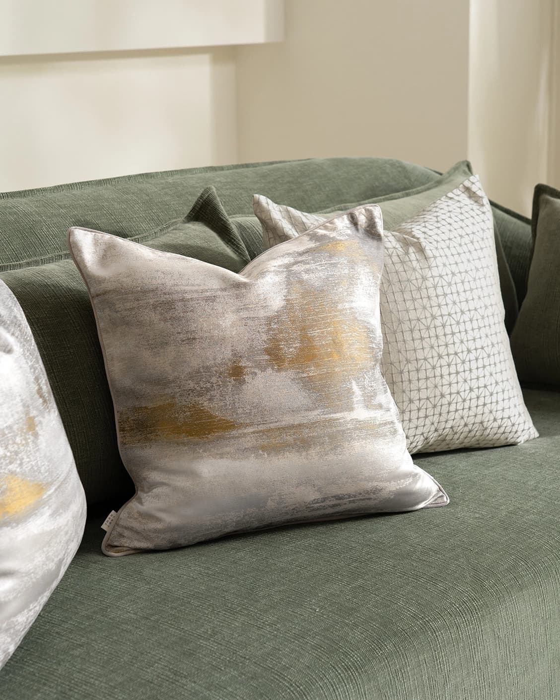 aurelia-bundle-yellow-silver-white-lifestyle-closeup-view-cushion-id-dsc02894.webp