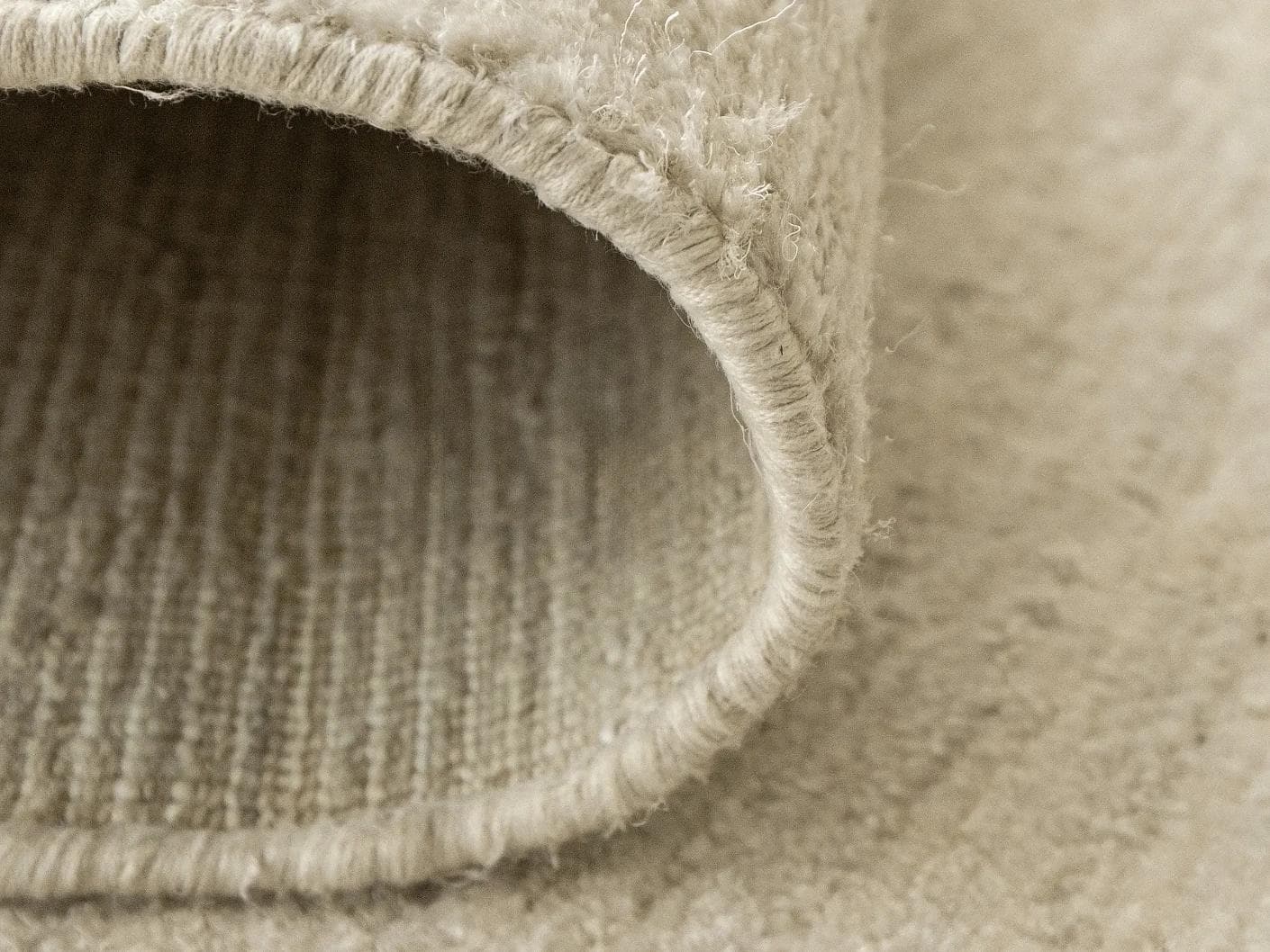 Beatrice Sandy 02 carpet in beige, shown in a product close-up as image 13