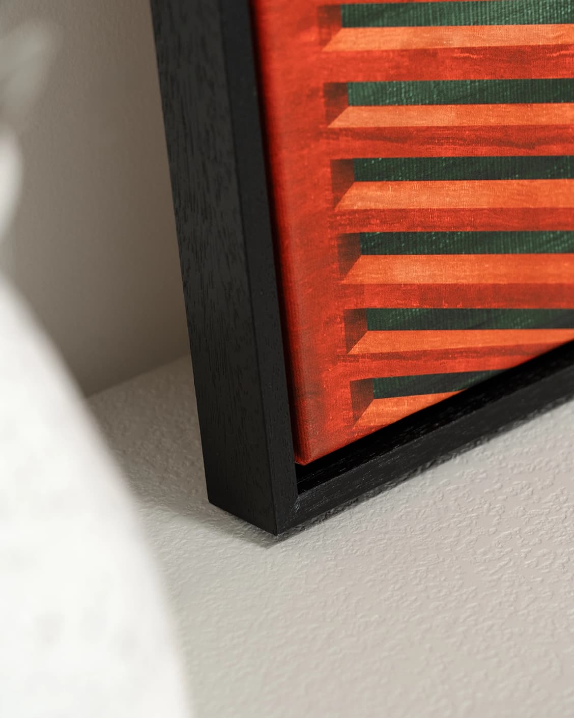 Breeze canvas in red and green, shown in a lifestyle close-up as image 6