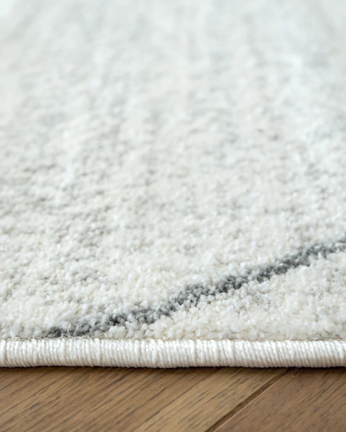 Conrad Bianca carpet in grey and white, shown in a product close-up as image 8