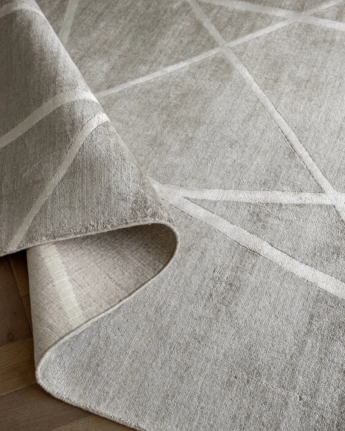 Dash Alba carpet in grey and ivory, shown in a product top view as image 14