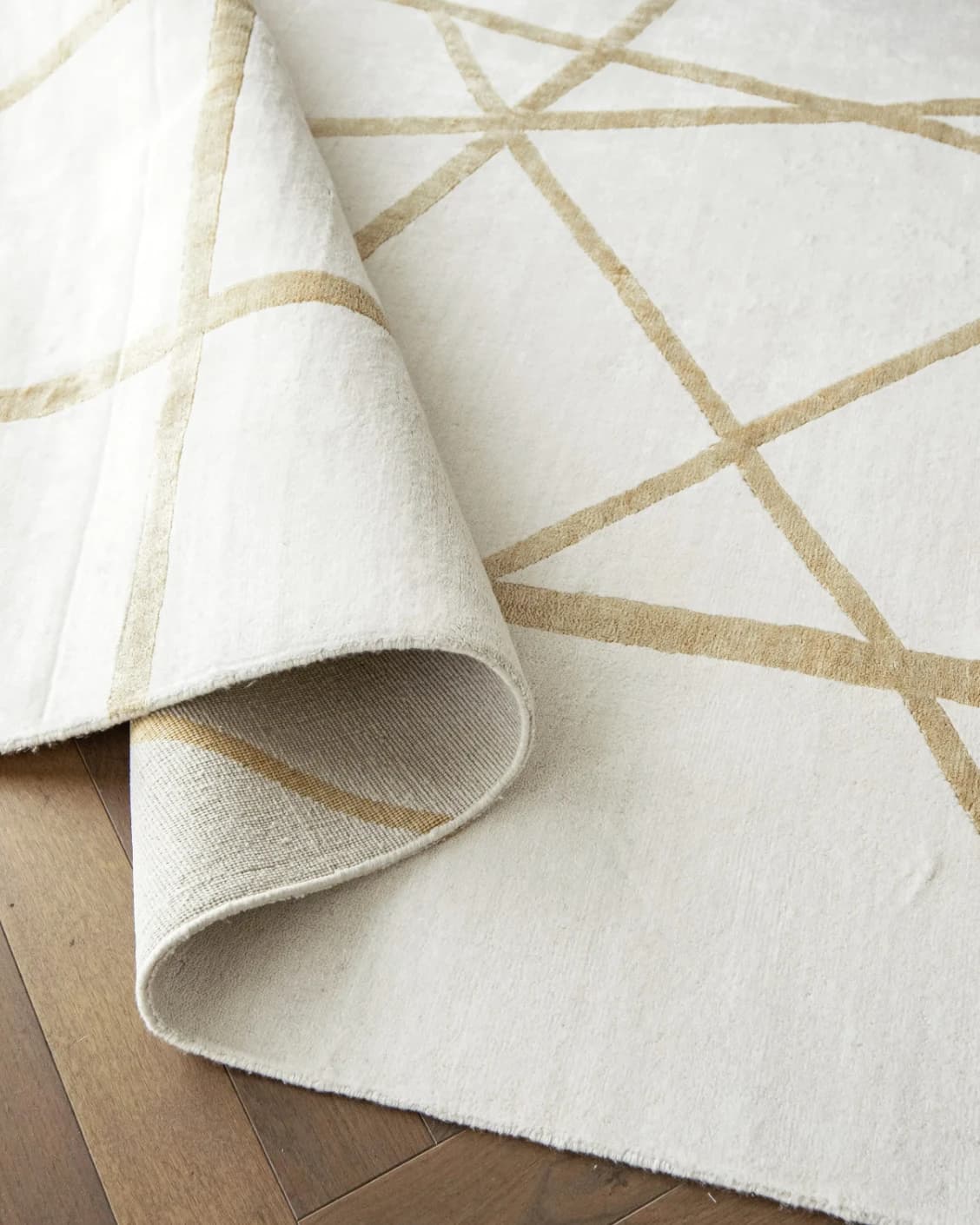 Dash Goldberg carpet in gold and off white, shown in a product close-up top view as image 11