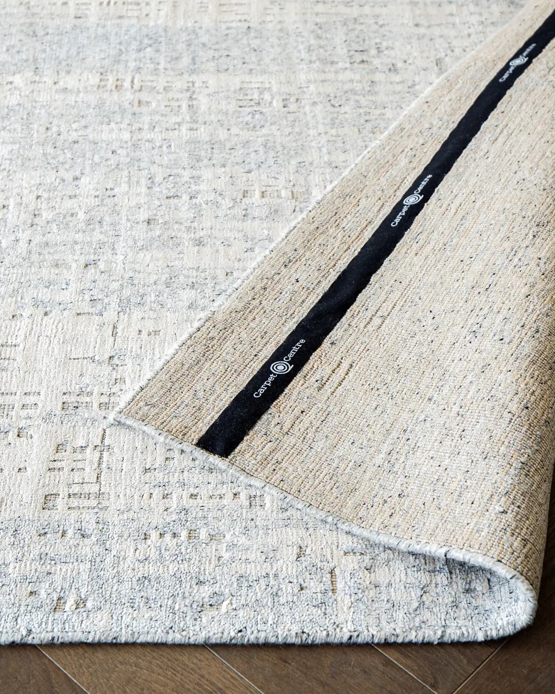 Eh Dillan Ocean carpet in blue, shown in a product close-up as image 9