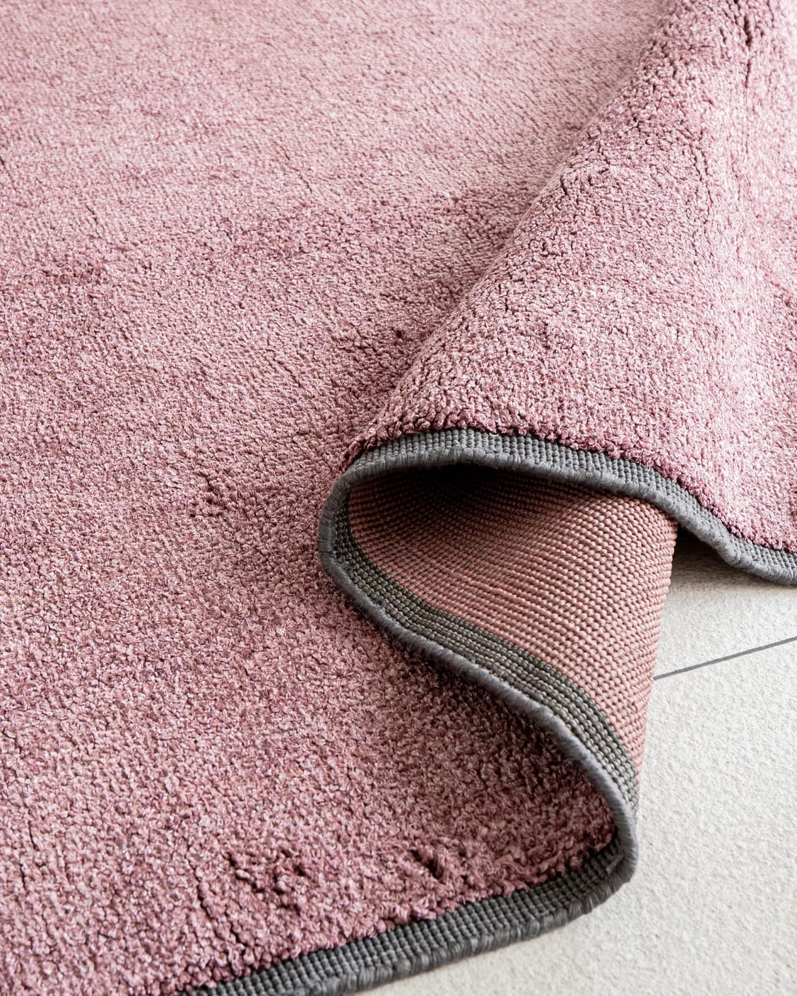 Elyse Rosso carpet in pink, shown in a product close-up as image 11