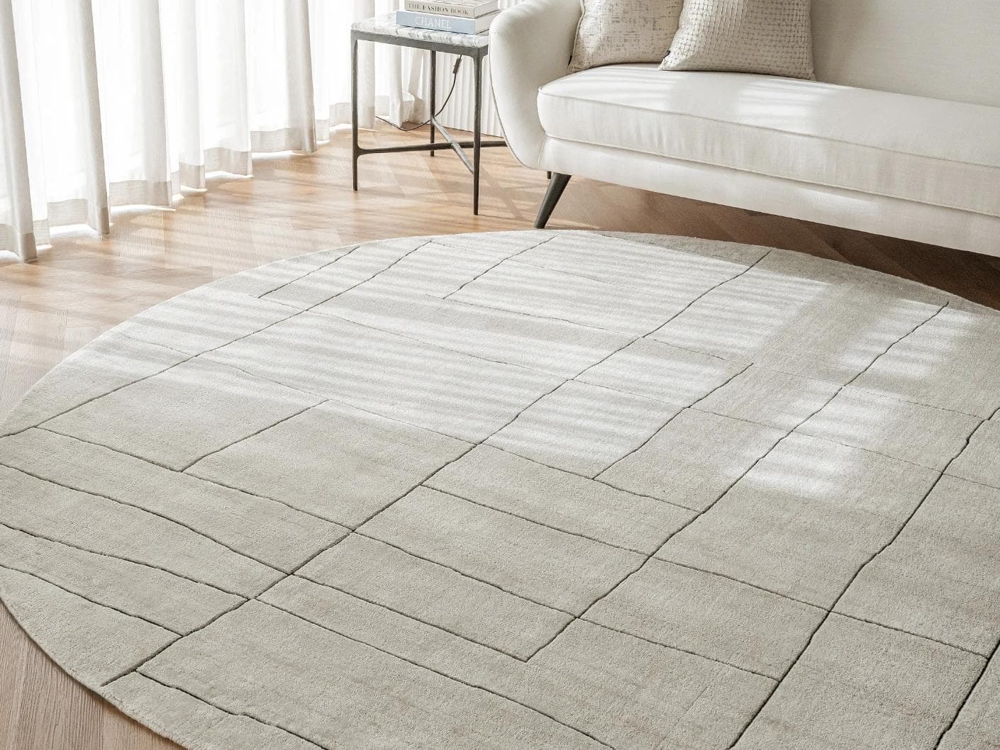 Emme Bianca carpets in off white, shown in a lifestyle front view as image 2