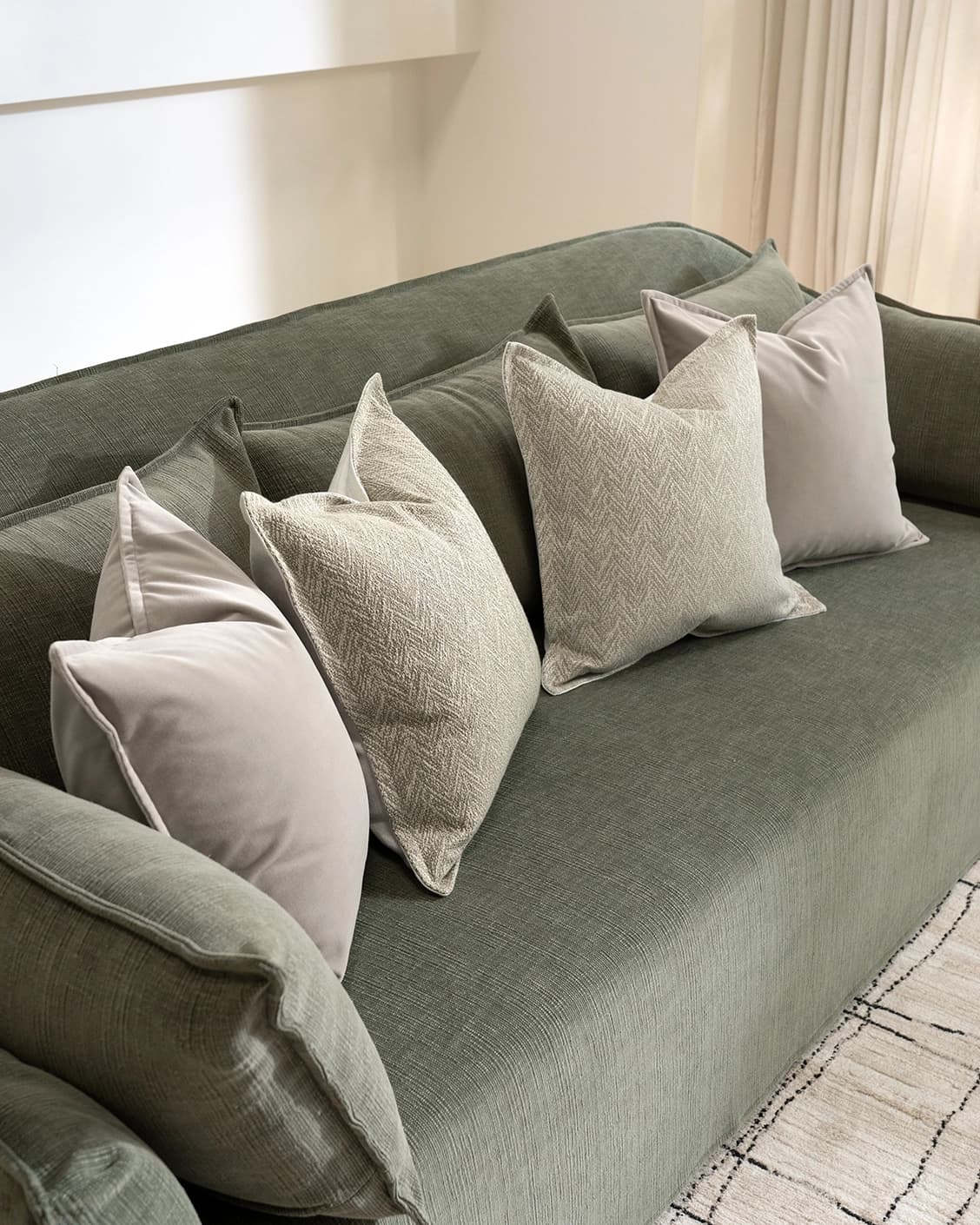 ezra-bundle-beige-lifestyle-left-view-cushion-id-dsc02907.webp