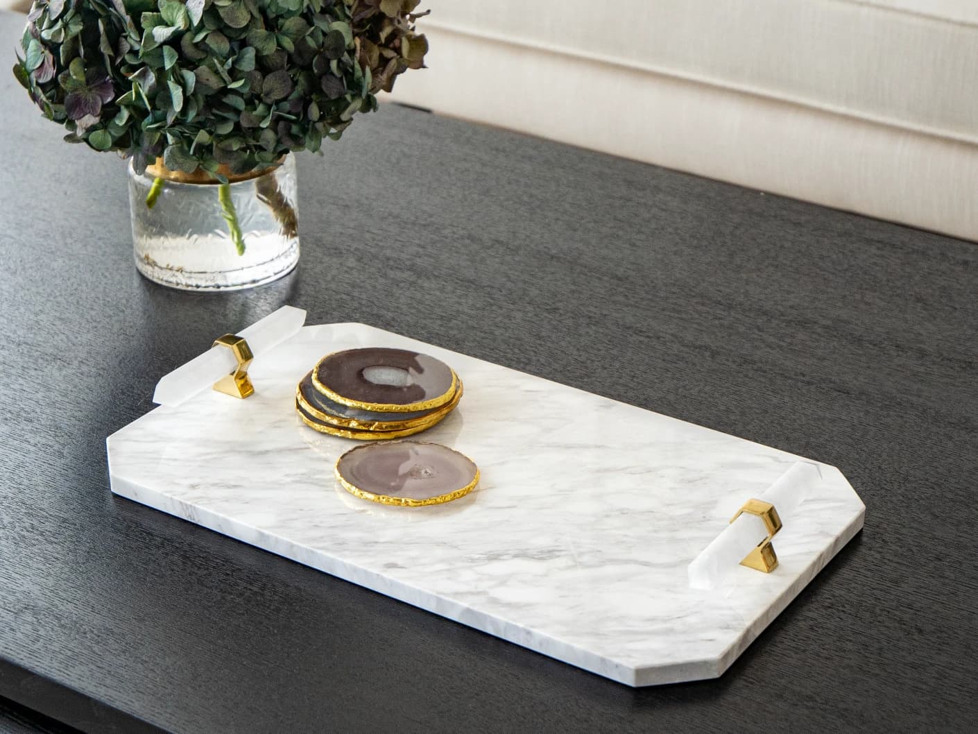 Fabian Bandiagara vases in white and gold, shown in a lifestyle right view