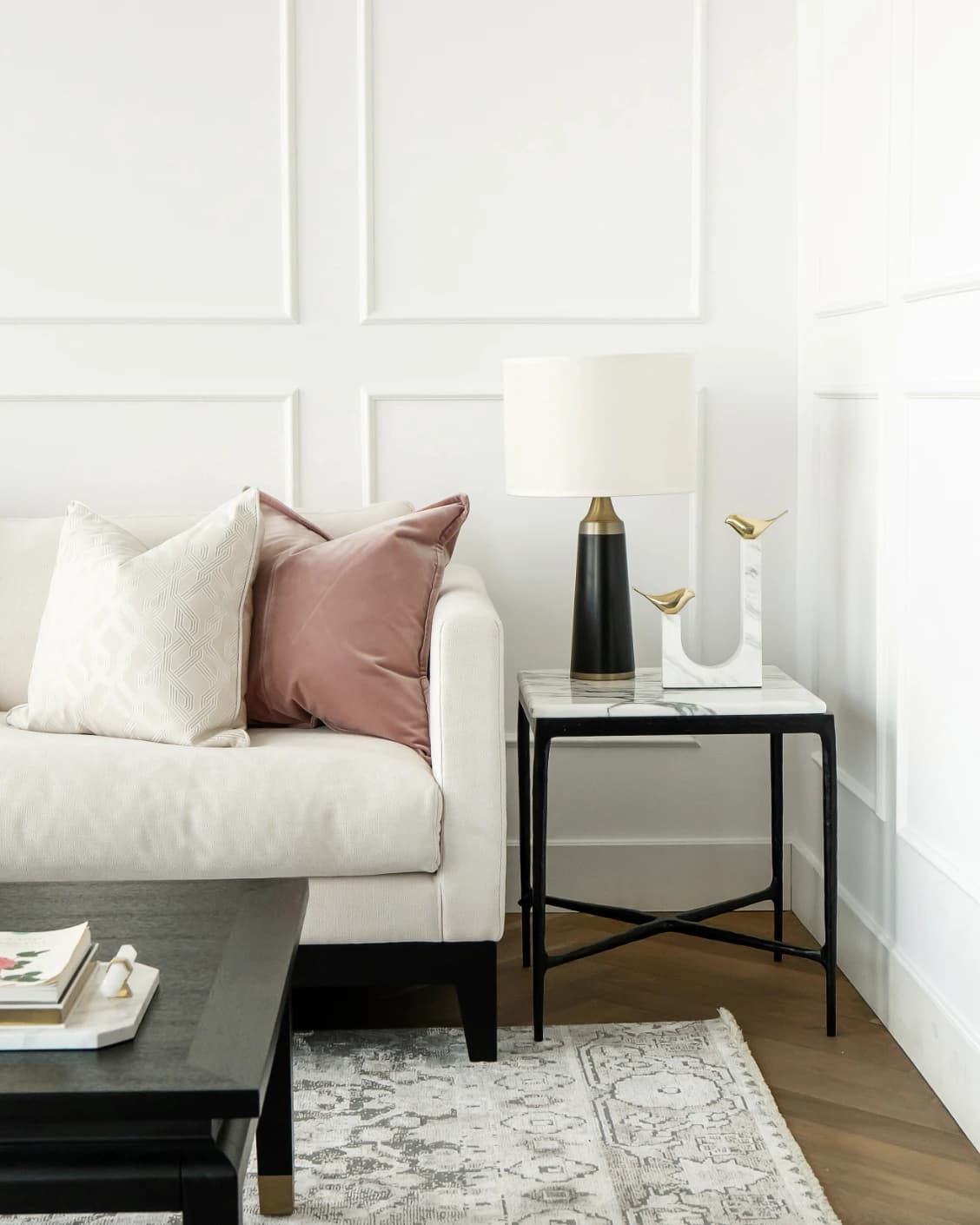 Finch Butterfield statues and sculptures in white and gold, shown in a product front view as image 7