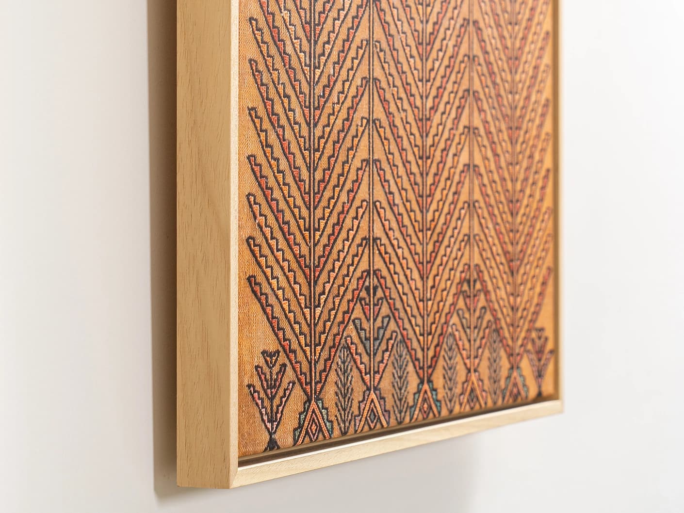 Grain & Grow canvas in brown, shown in a lifestyle left view as image 1