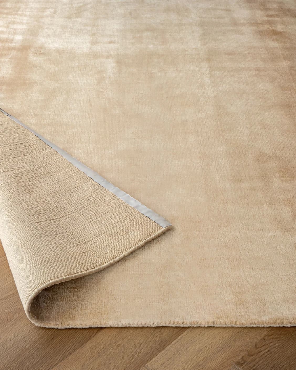 Hartman Sandy carpet in beige, shown in a product close-up as image 6
