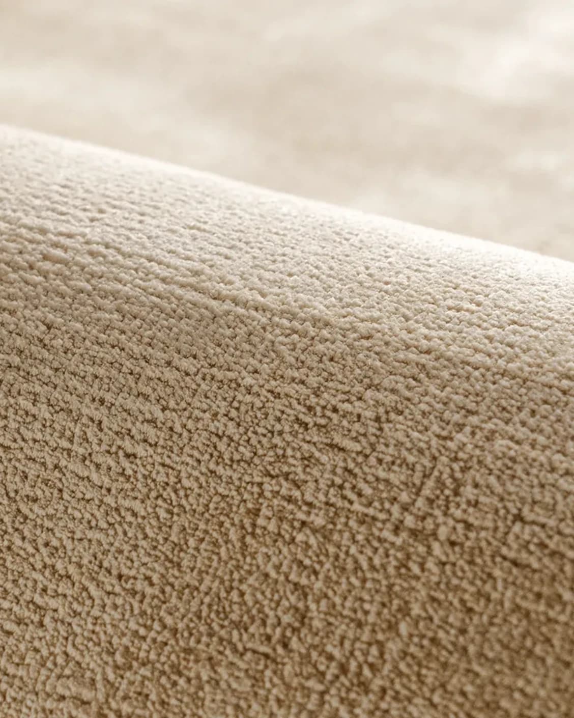 Hartman Sandy carpet in beige, shown in a product close-up as image 9