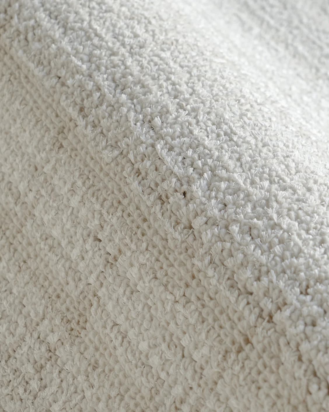 Henry Bianca carpet in ivory and pearl, shown in a product close-up as image 8