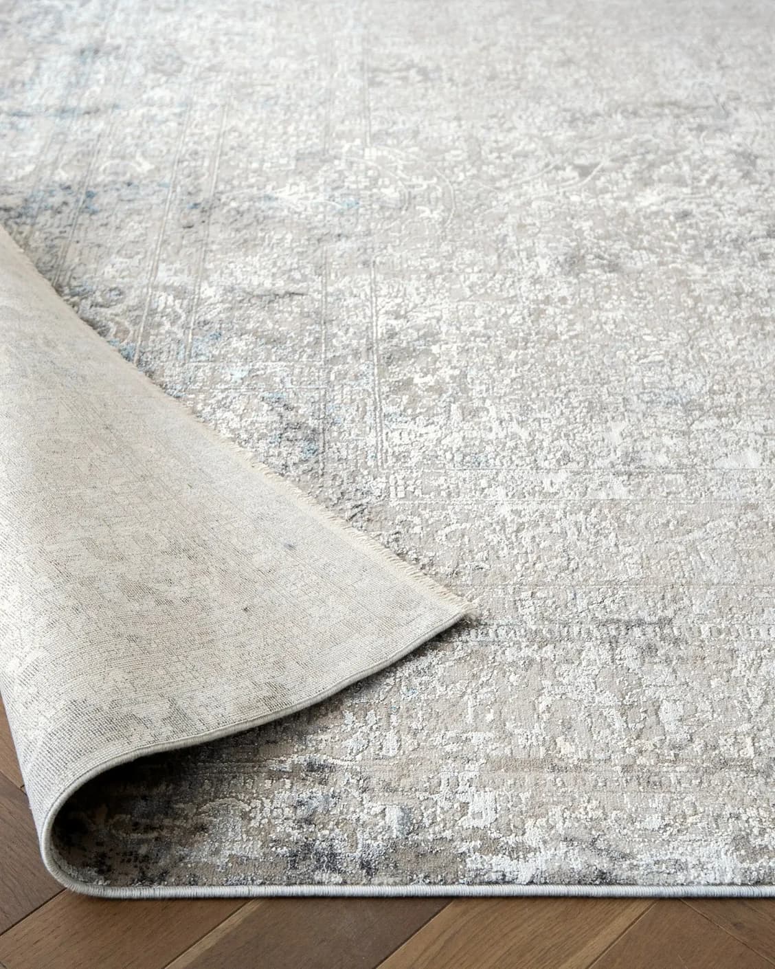 Jacob Alba carpet in grey, shown in a product close-up as image 10