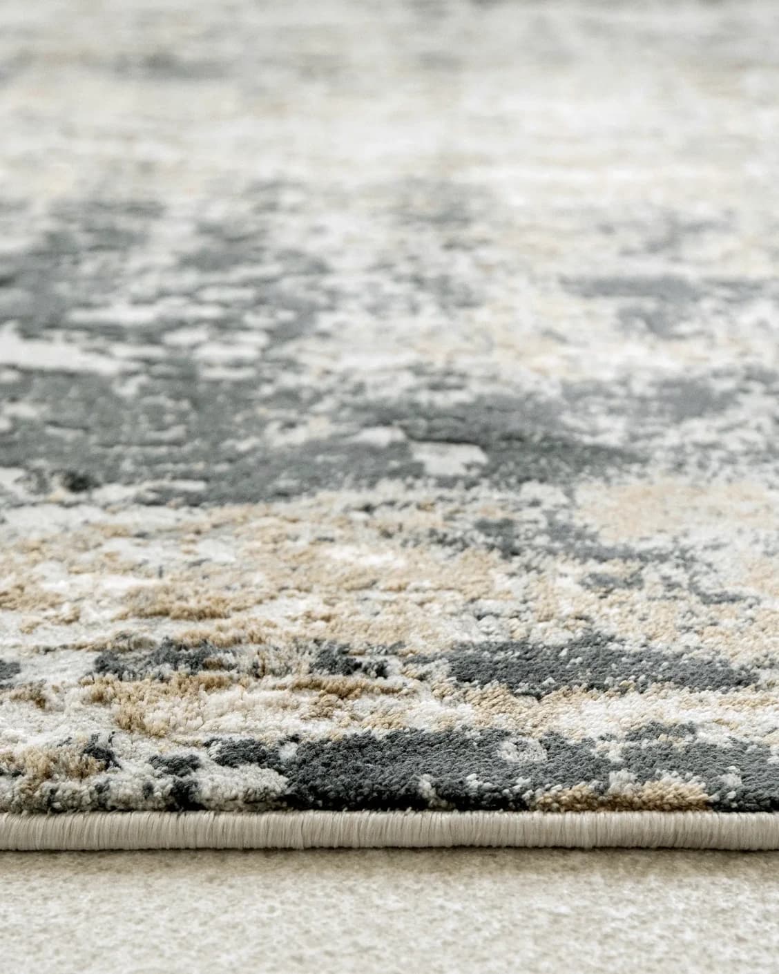 Jay Haywoods carpet in grey, shown in a product close-up as image 10