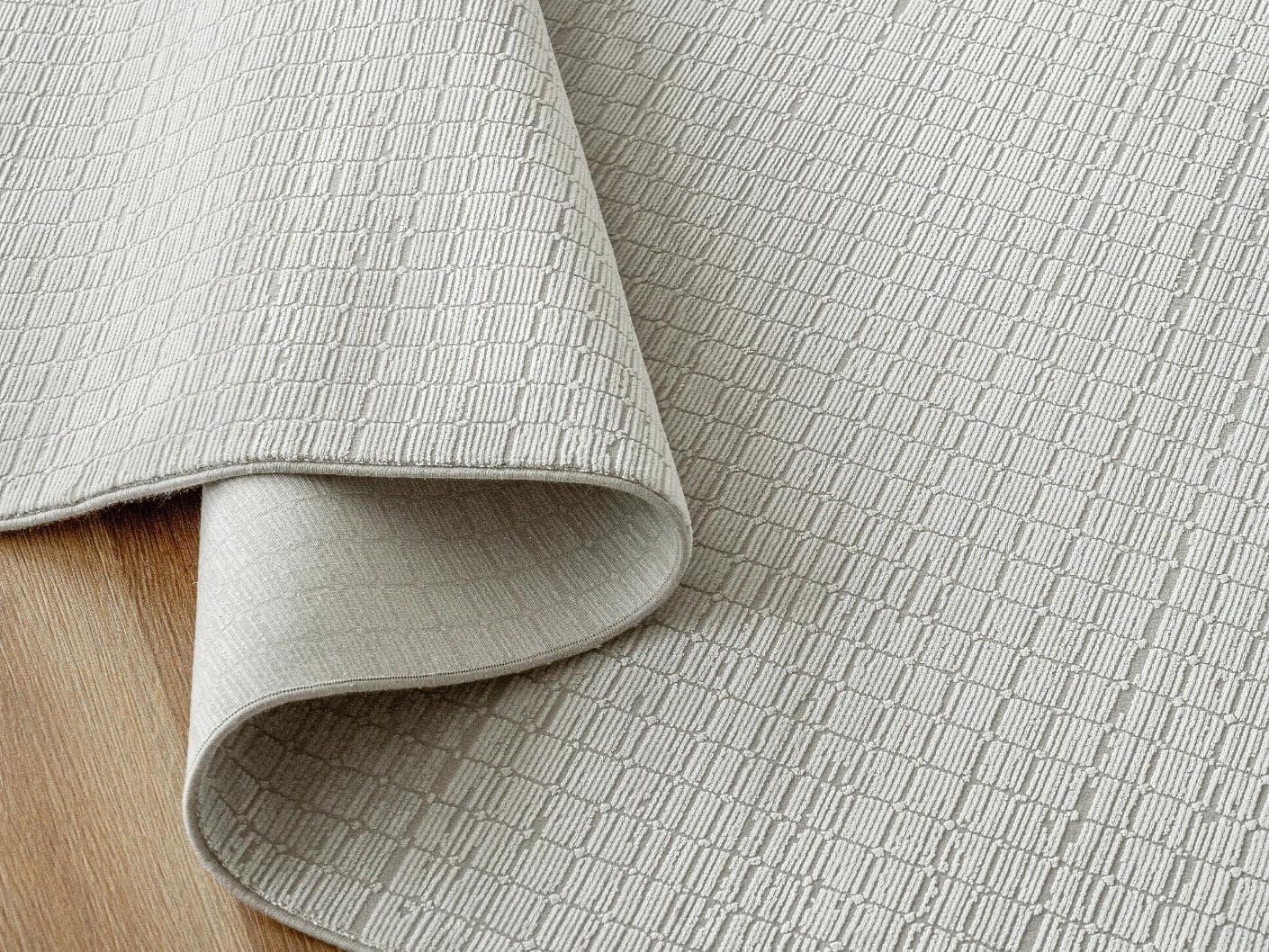 Laino Alba carpet in ivory and grey, shown in a product close-up as image 11