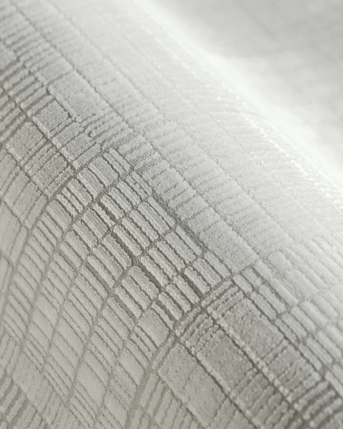 Laino Ashton carpet in ivory and grey, shown in a product close-up as image 10