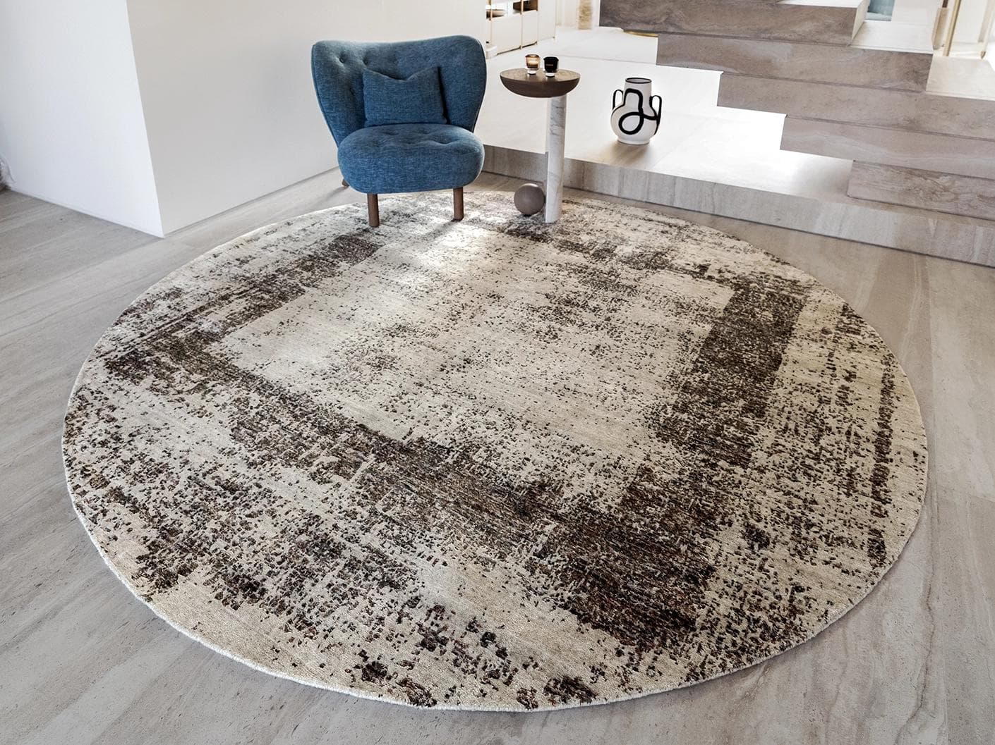 Liam Amber carpets in beige, shown in a lifestyle front view as image 2