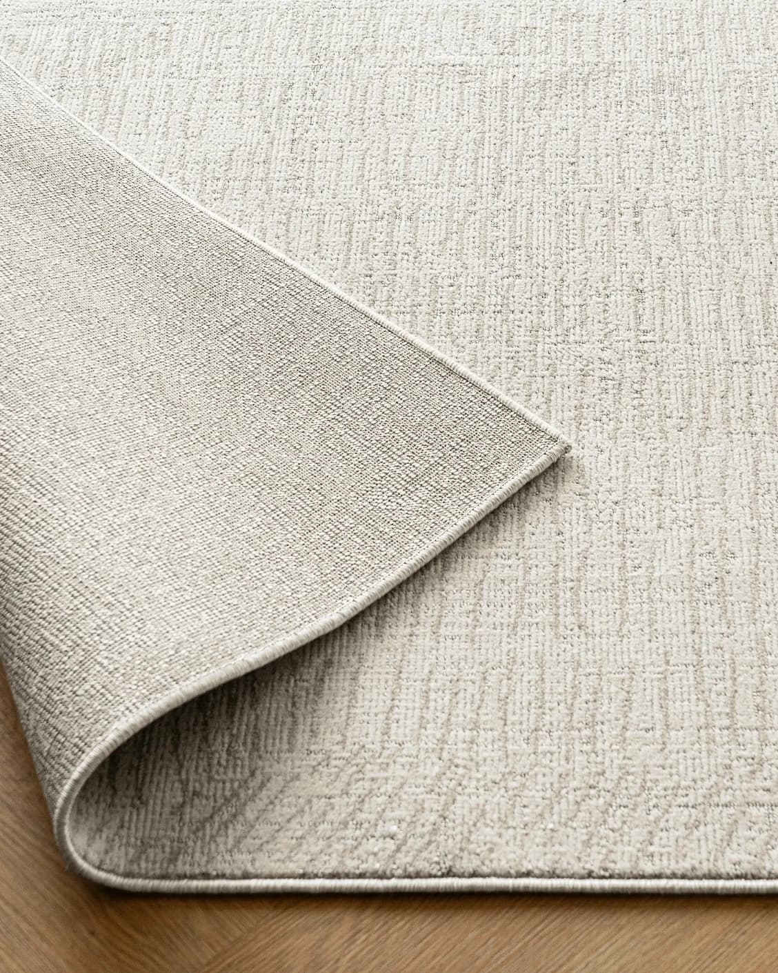 Link Sandy carpet in beige, shown in a product close-up as image 11