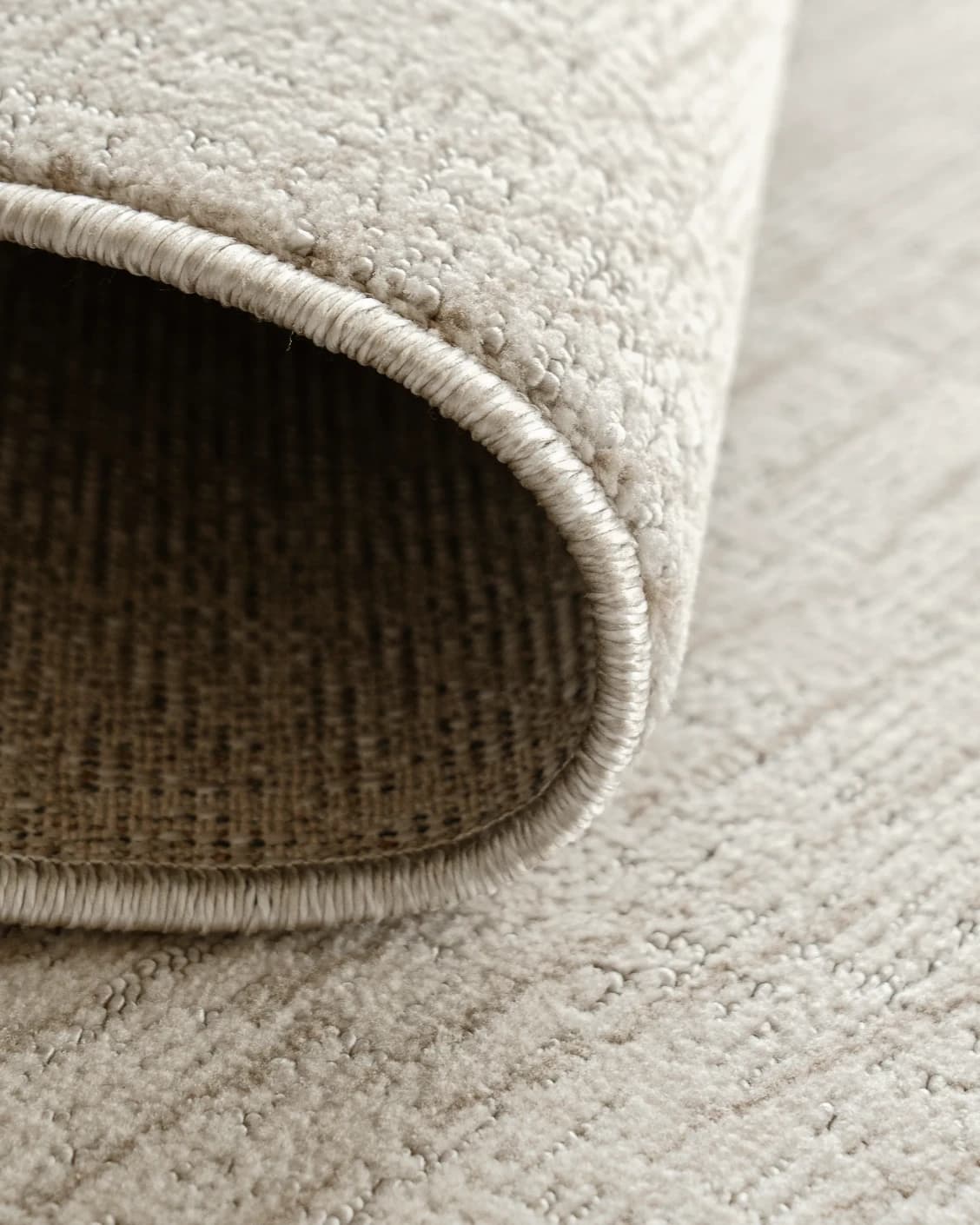 Link Sandy carpet in beige, shown in a product close-up as image 12