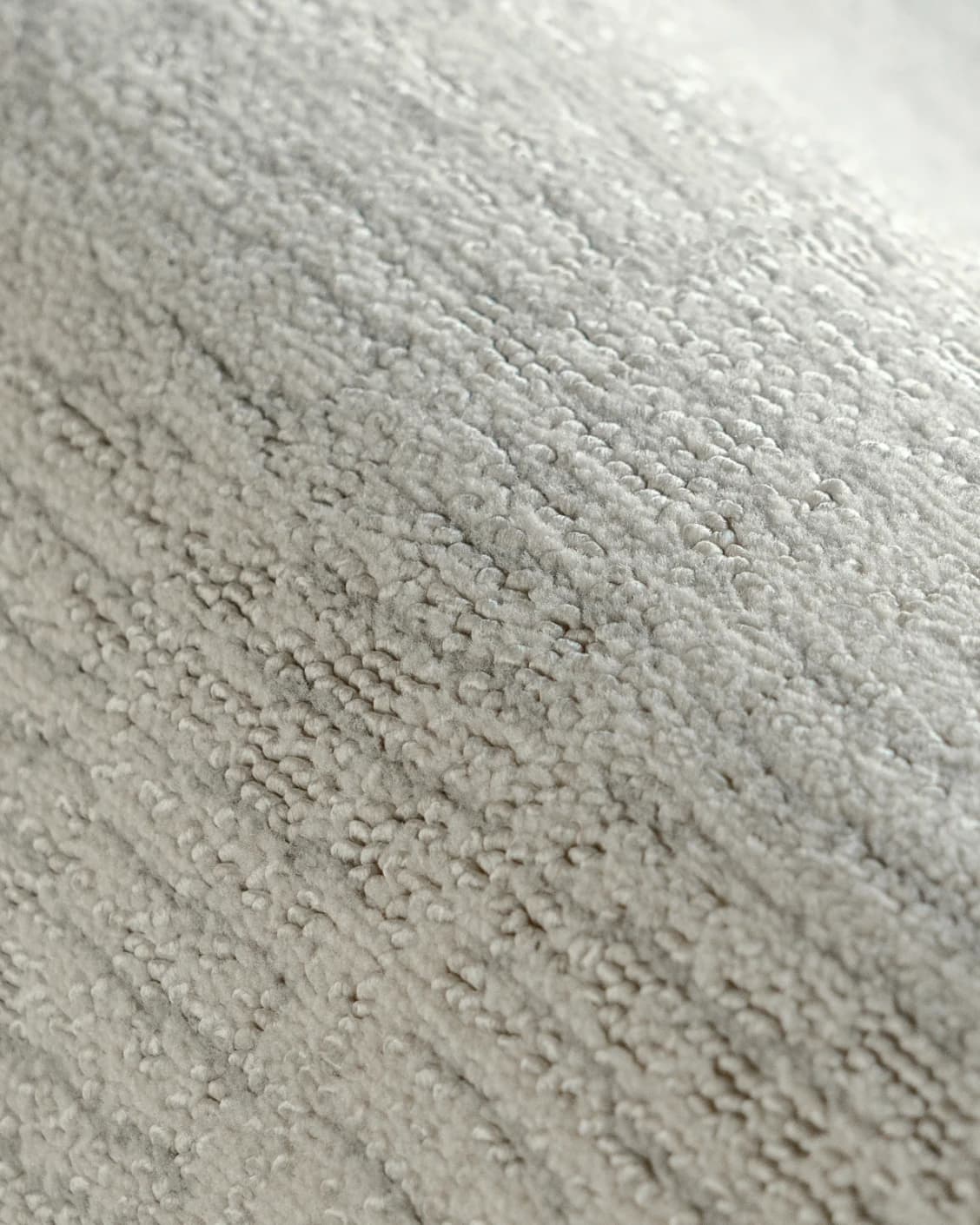Link Sterling carpet in grey, shown in a product close-up as image 9
