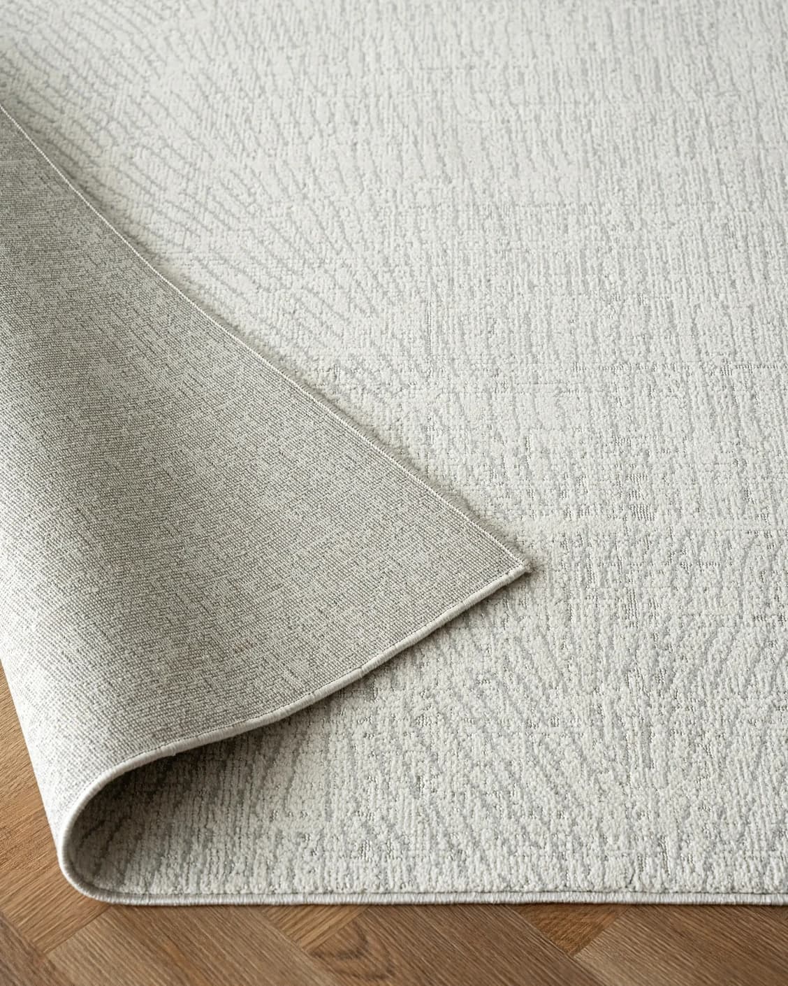 Link Sterling carpet in grey, shown in a product close-up as image 10