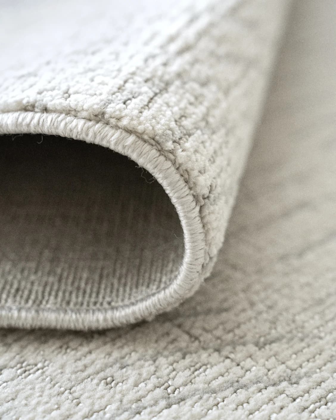 Link Sterling carpet in grey, shown in a product close-up as image 12