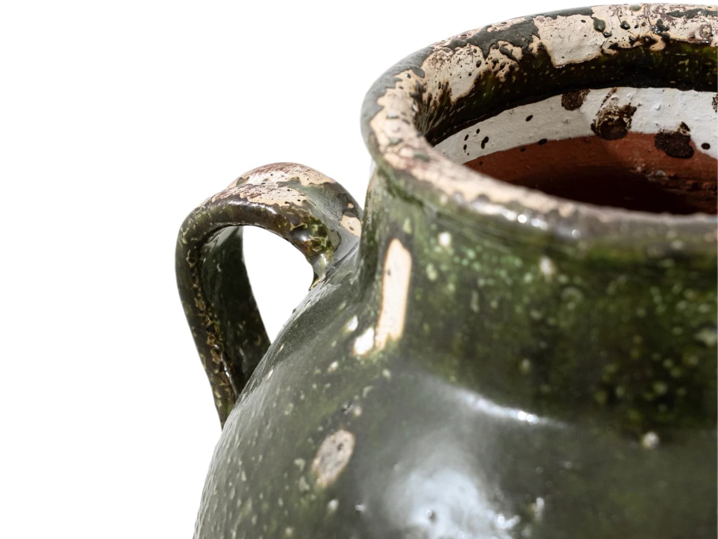 Nilsa Terra vases in deep olive and green, shown in a product close-up top view