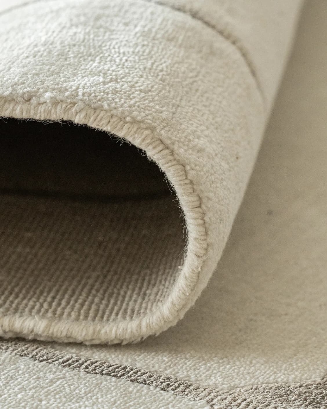 Noon Sadaf carpet in beige, shown in a product close-up as image 12