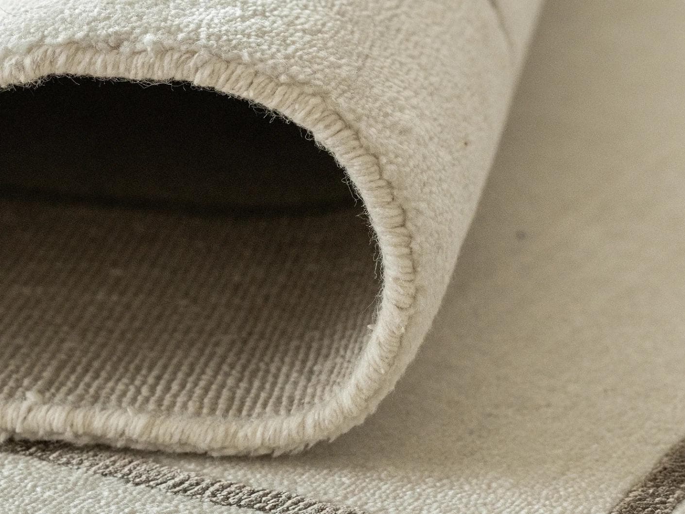 Noon Sadaf carpet in beige, shown in a product close-up as image 12