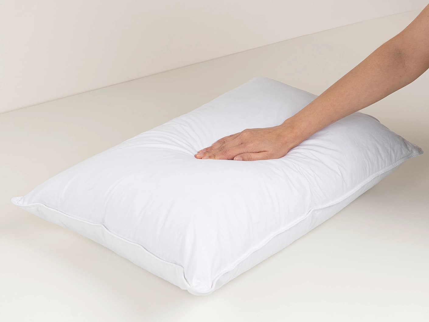 plush-feather-lumbar-cushion-insert-white-lifestyle-left-view-4x3-id-dsc06470