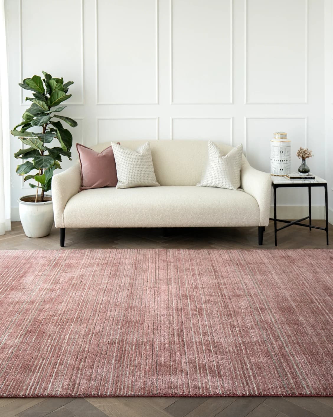 Rita Rosso II carpet in red, shown in a lifestyle front view as image 4