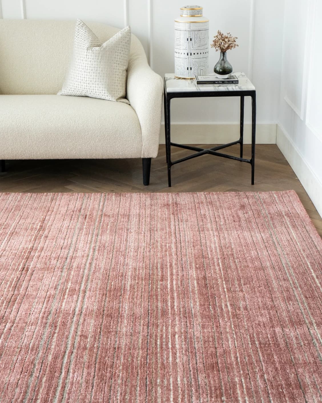 Rita Rosso II carpet in red, shown in a lifestyle front view as image 7
