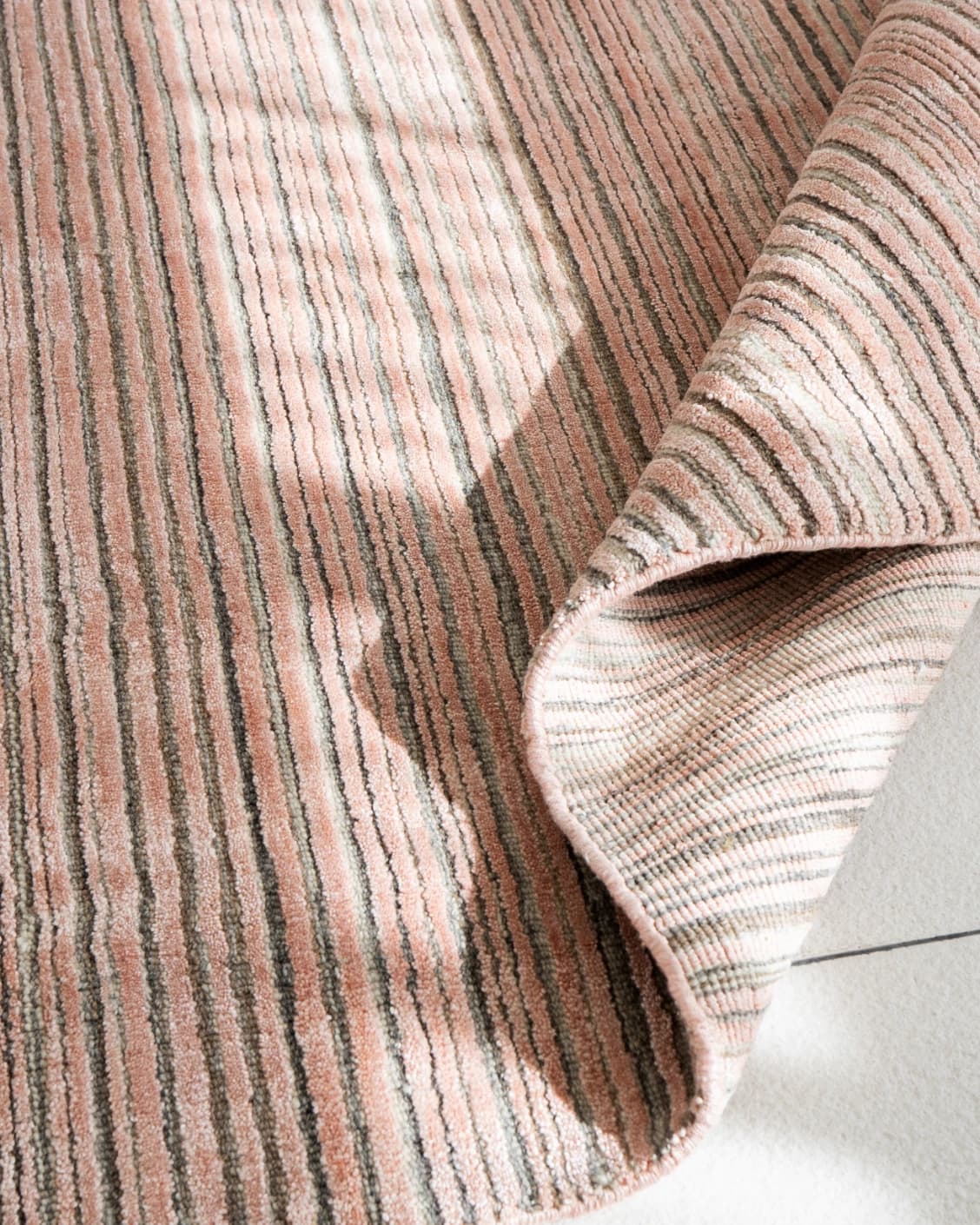 Rita Rosso carpet in pink, shown in a product close-up as image 11