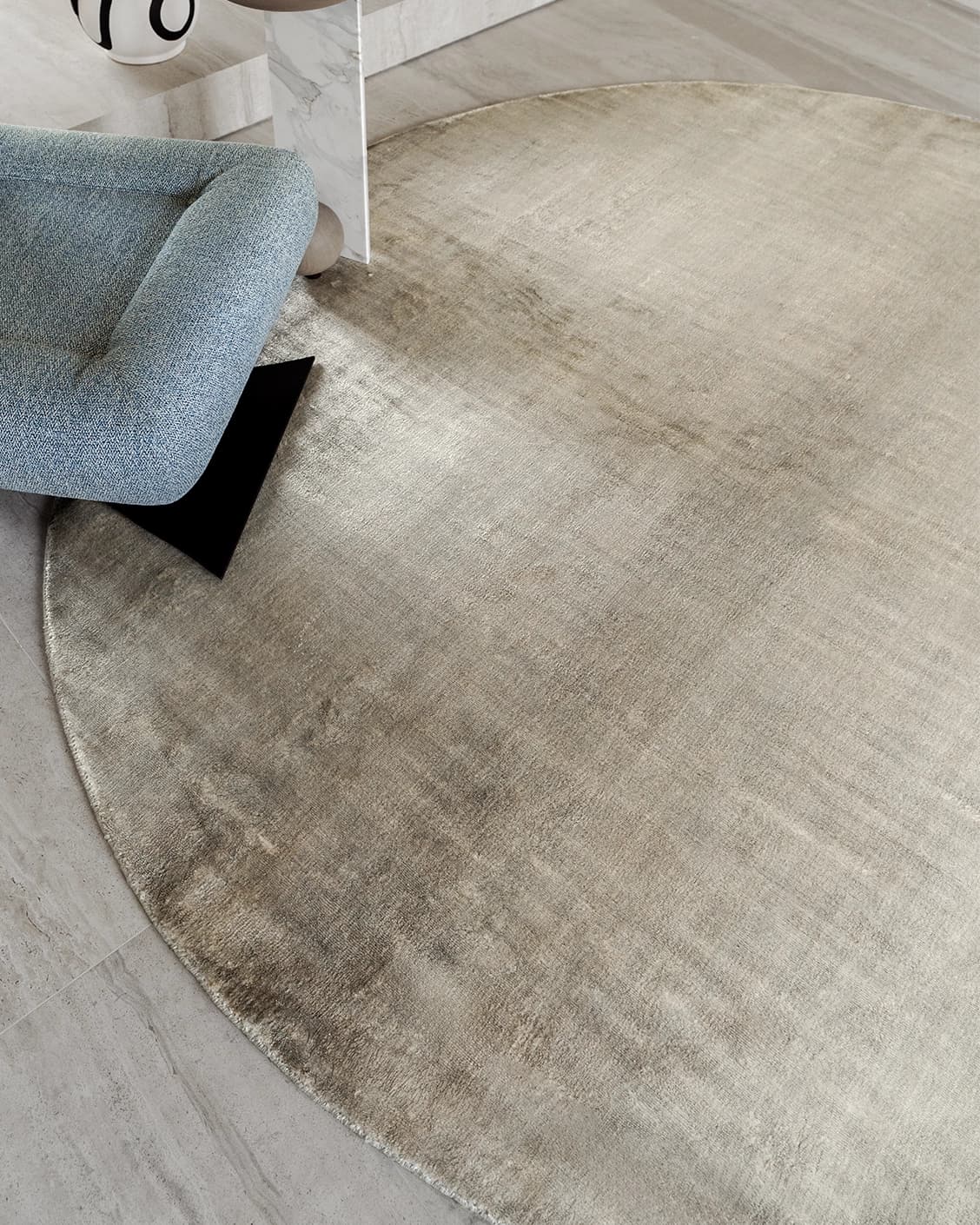 Scarlette Dune carpets in beige and brown, shown in a lifestyle front view as image 2