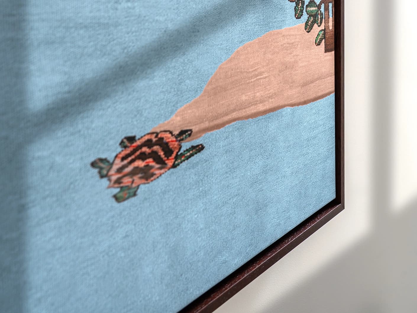 Slo-Mo canvas in blue, shown in a lifestyle close-up as image 2